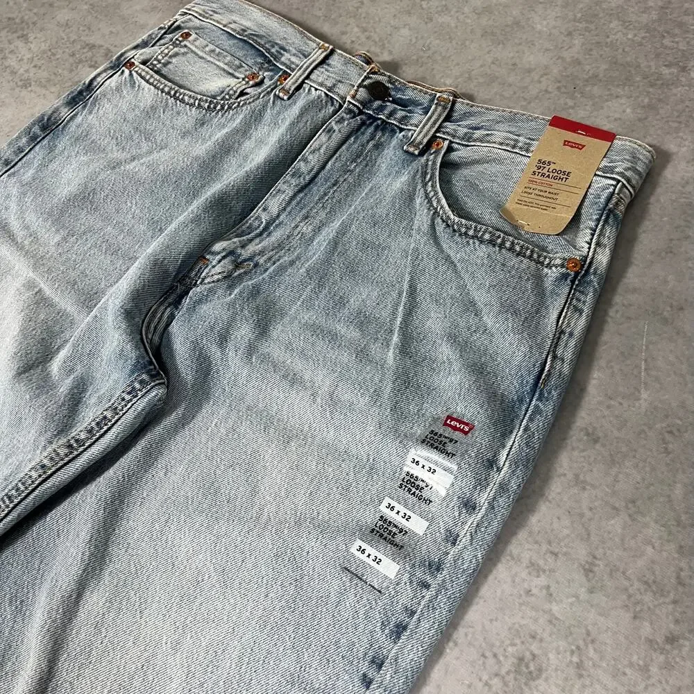 Levis waist 36